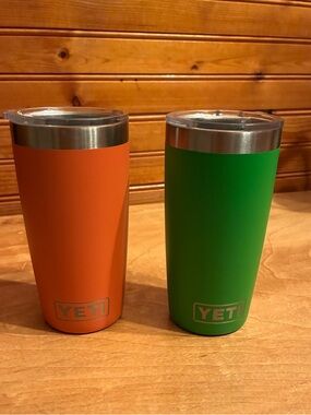 YETI Rambler Tumbler - peach & Green 10 ounce size**